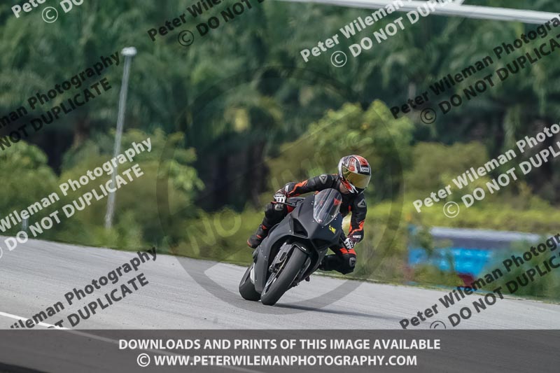 Sepang;event digital images;motorbikes;no limits;peter wileman photography;trackday;trackday digital images